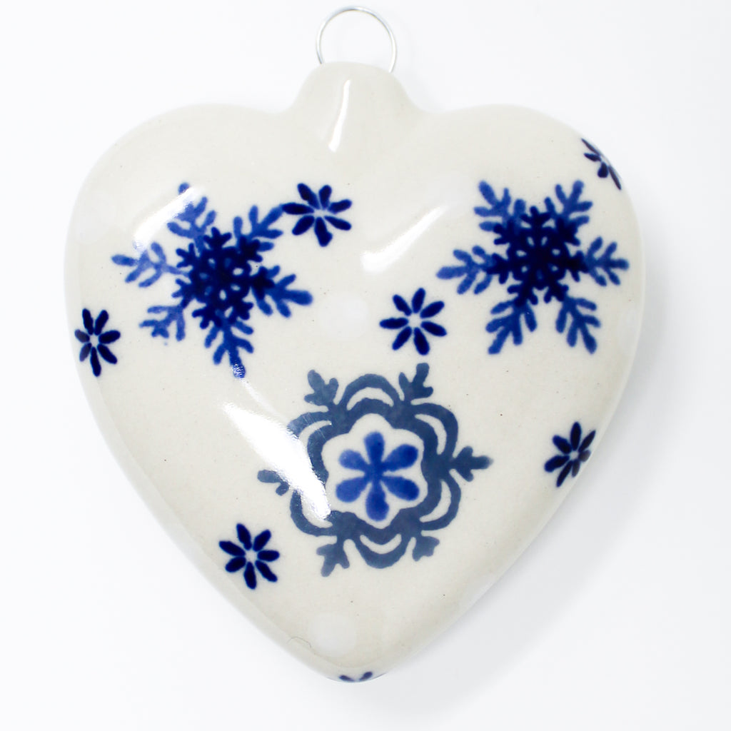 Round Heart-Ornament in Blue Winter