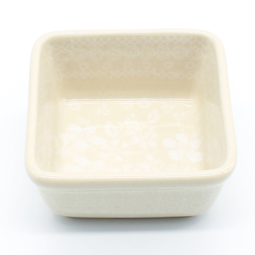 Tiny Sq. Bowl 8 oz in White on White