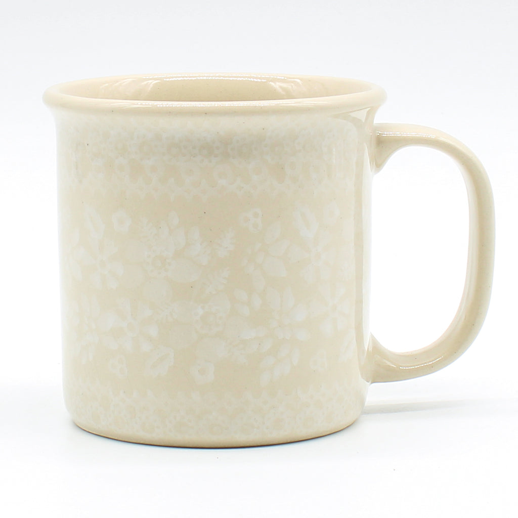 Straight Cup 12 oz in White on White