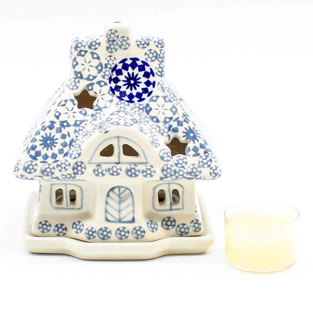 House Tea Candle Holder in Winter Wonderland