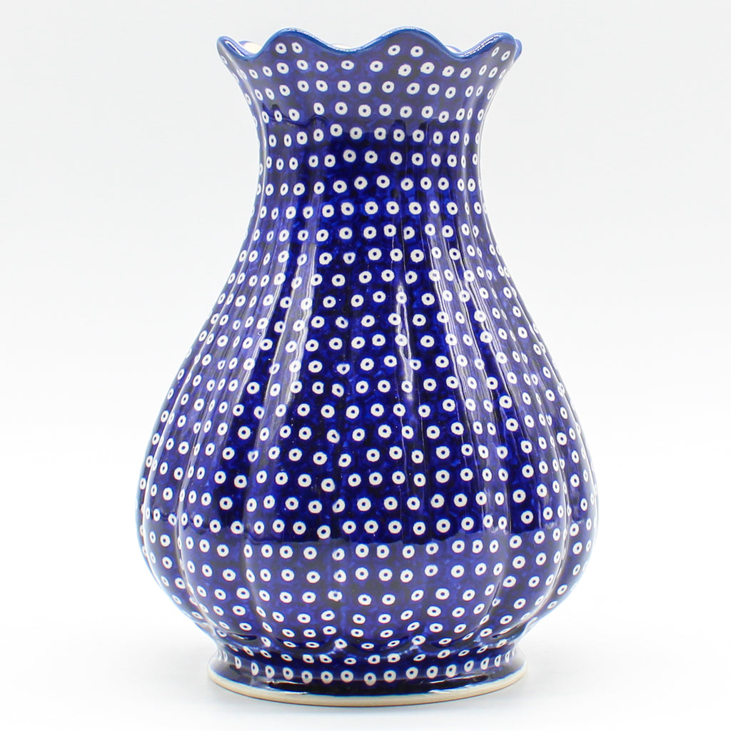 Scalloped Vase in Blue Elegance