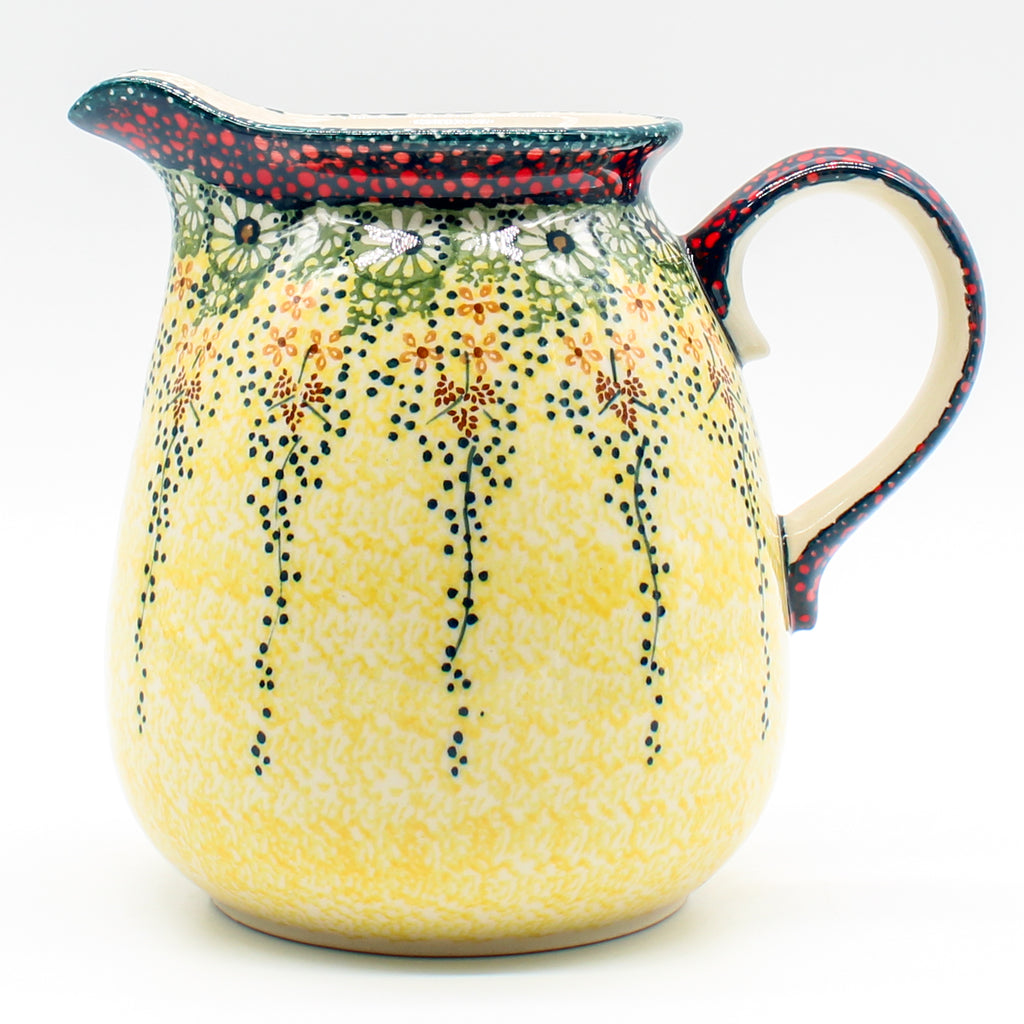 Pitcher 2 qt in Cottage Decor