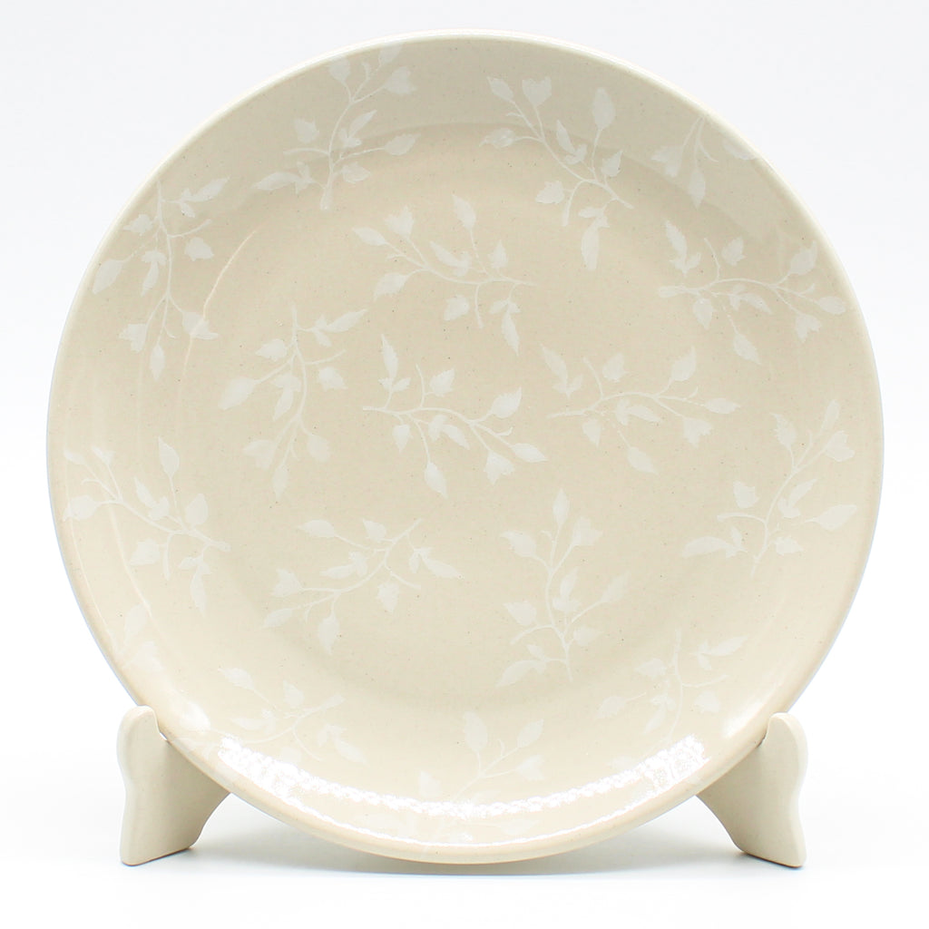 Luncheon Plate in Simply White