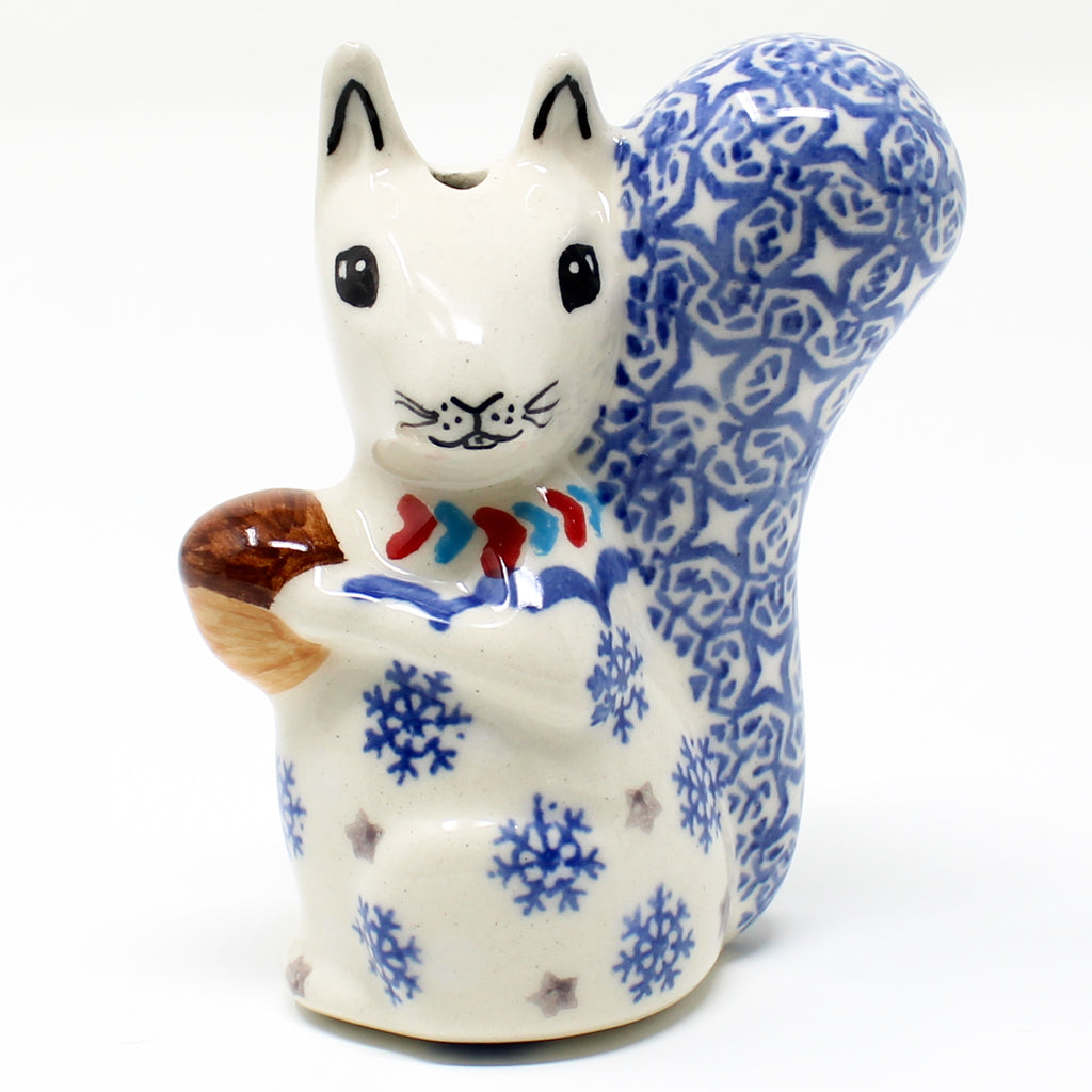 Squirrel-Ornament in Falling Snow