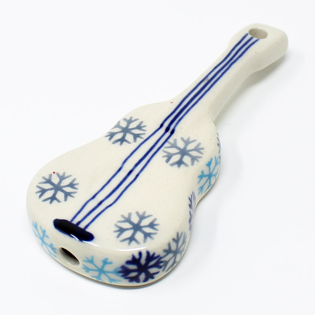 Guitar-Ornament in Winter Reindeer