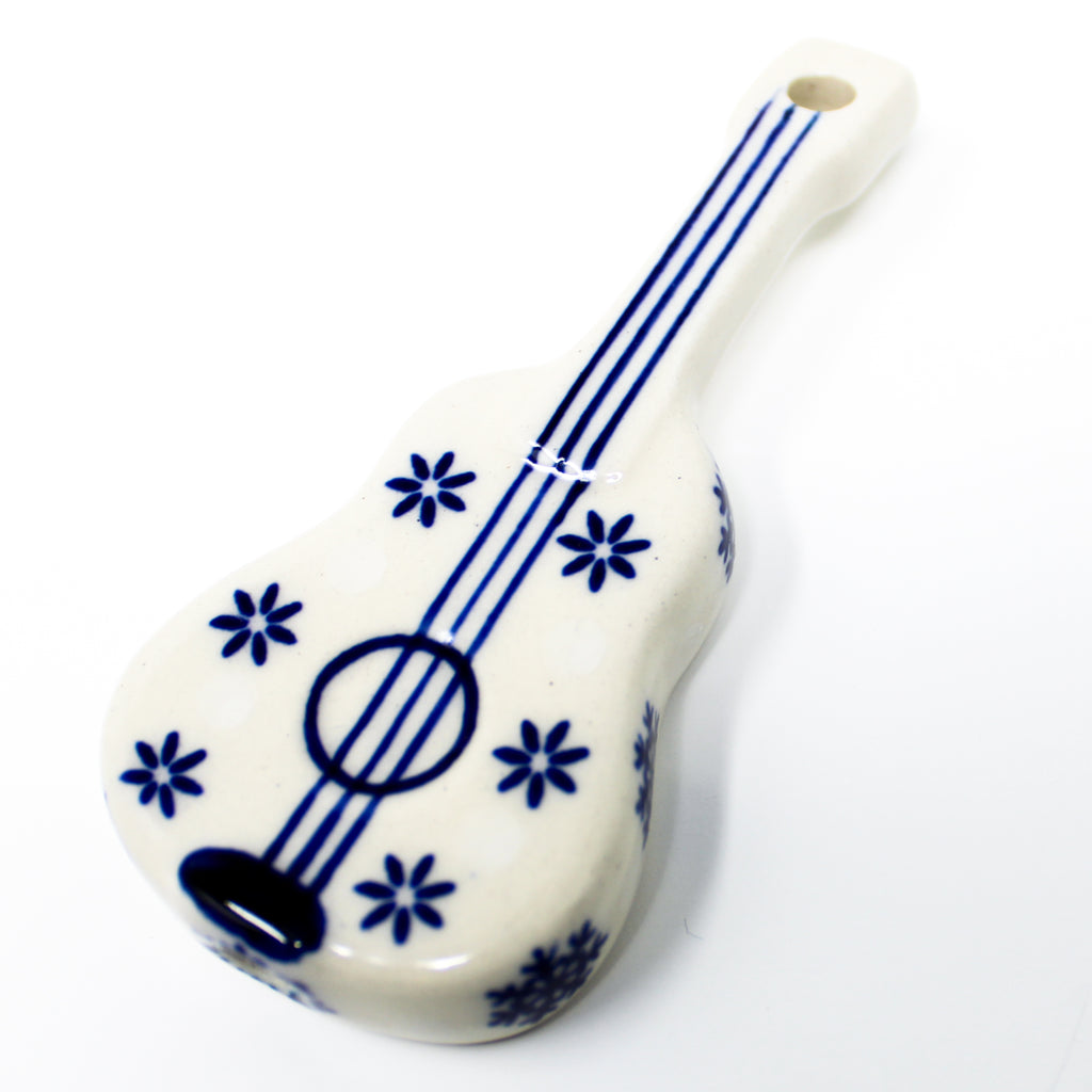 Guitar-Ornament in Blue Winter