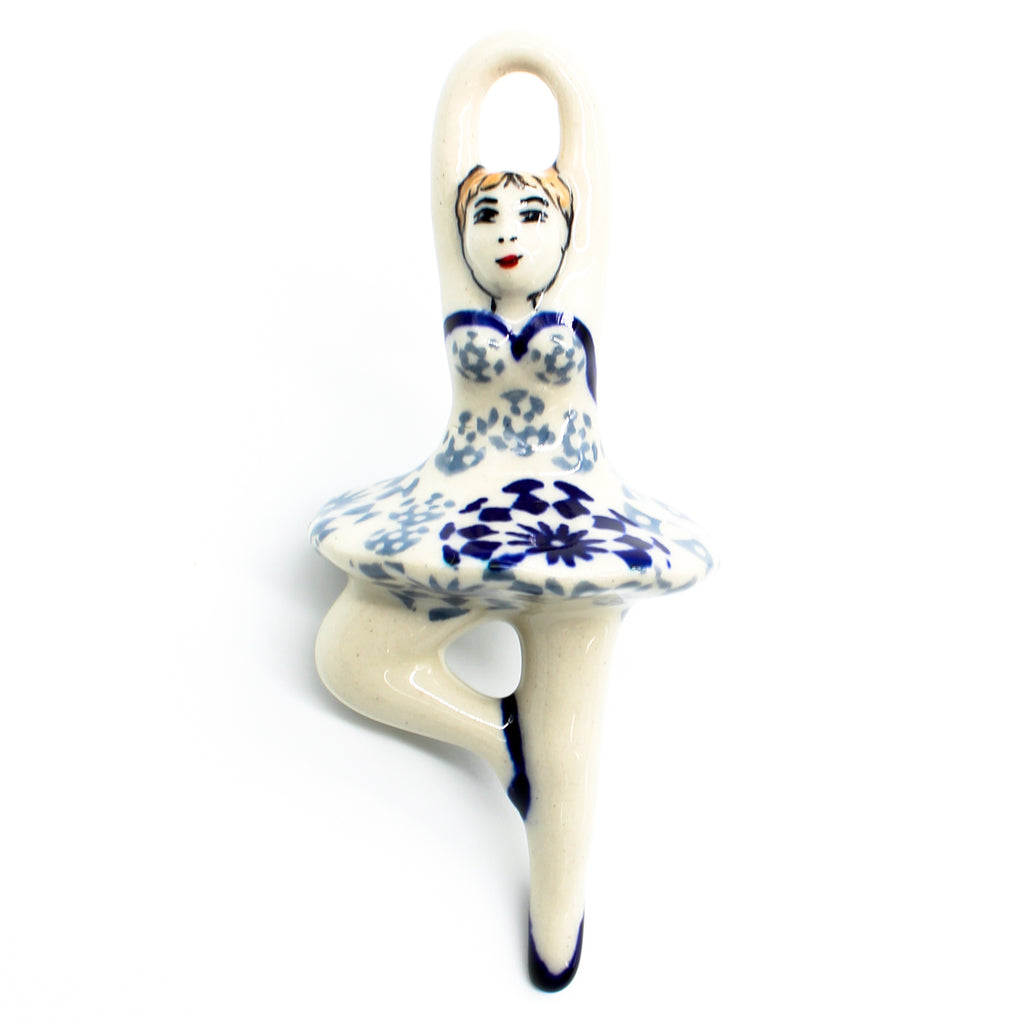 Ballerina-Ornament in Winter Wonderland