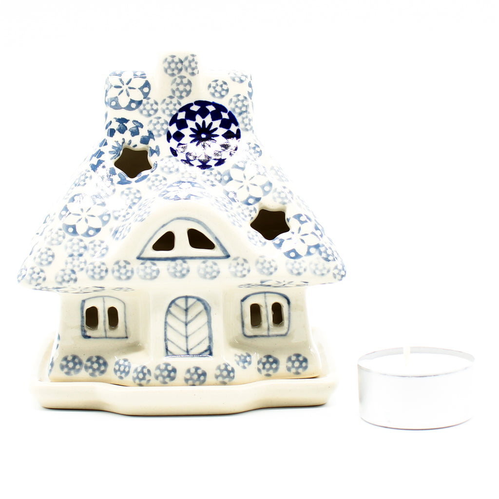 House Tea Candle Holder in Winter Wonderland