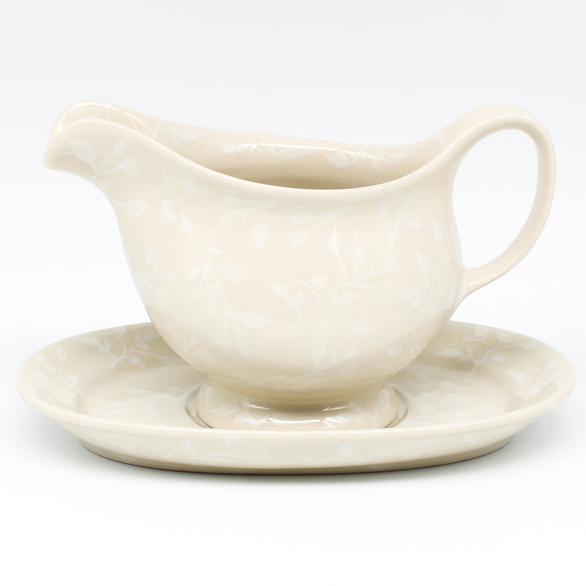 Polish made Gravy Boat w/Tray 1 qt in Simply White
