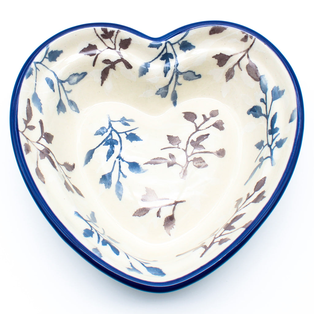 Sm Hanging Heart Dish in Simply Gray