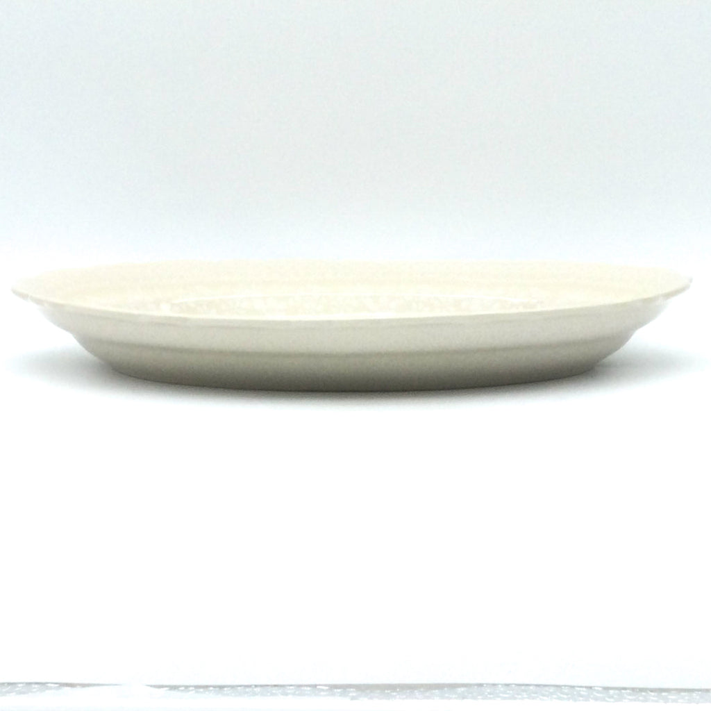 Oval Basia Platter in White on White