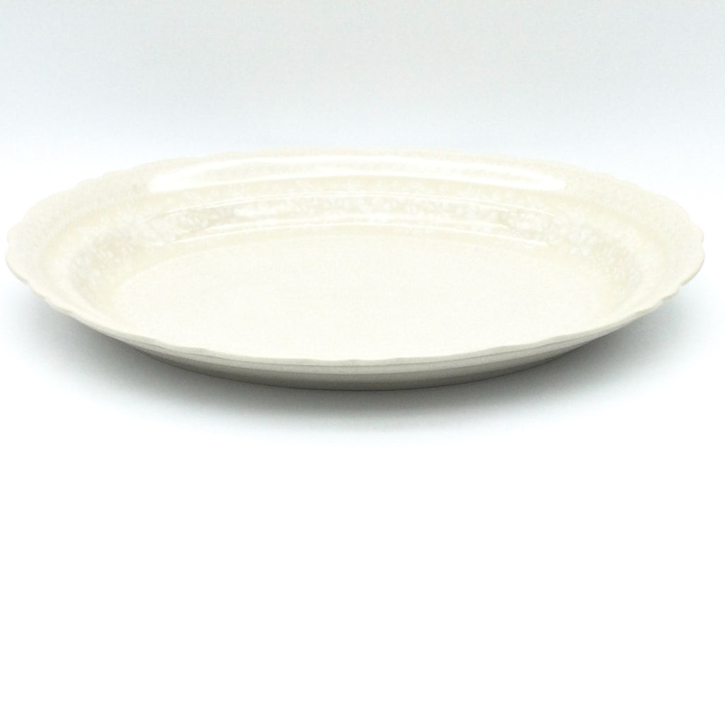 Oval Basia Platter in White on White