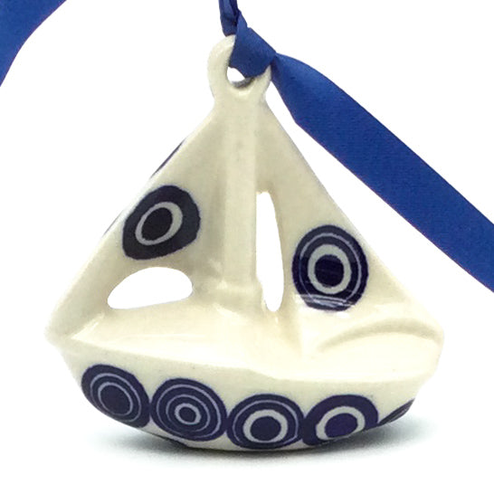 Sailboat-Ornament in Fish Eyes