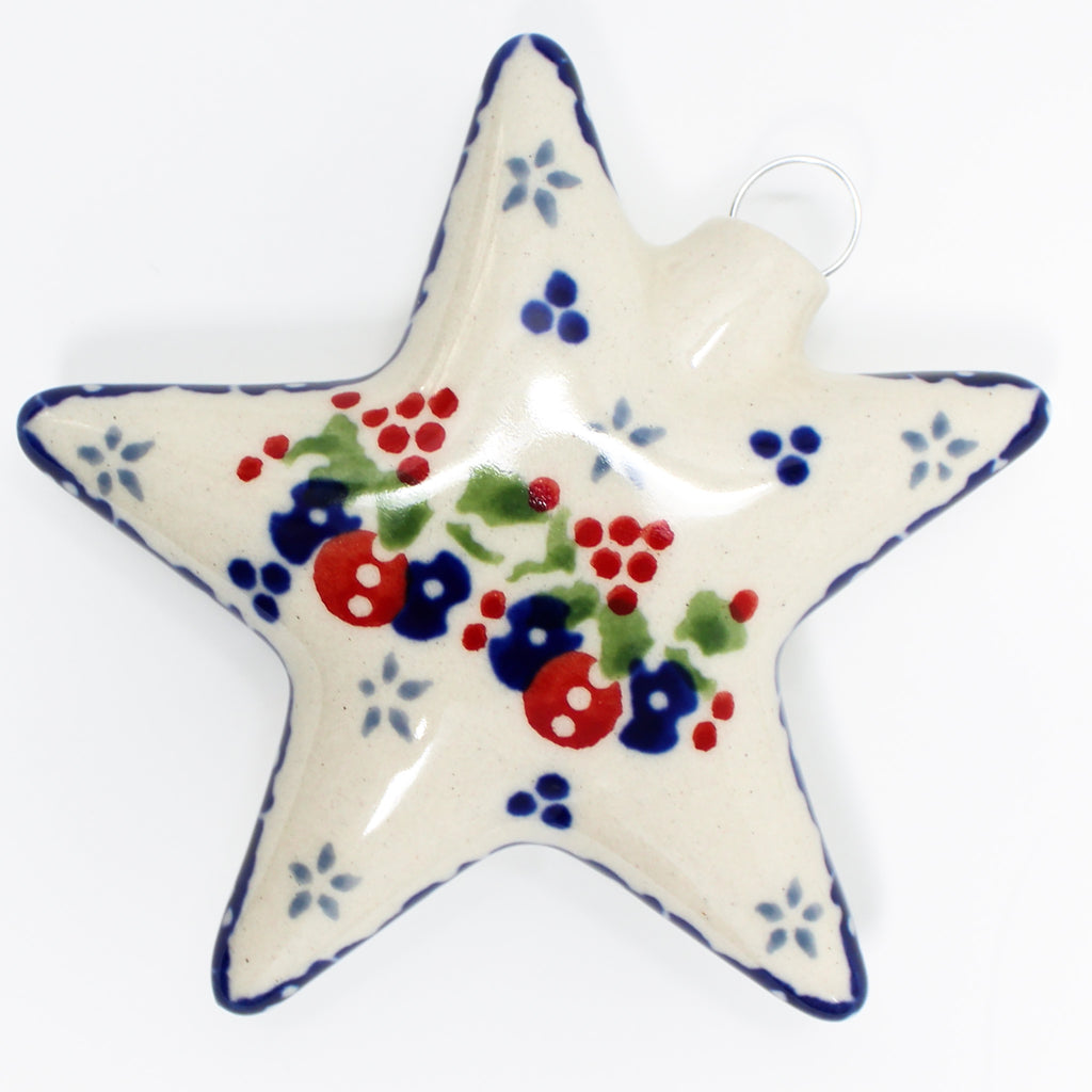 Round Star-Ornament in Holiday Wreath