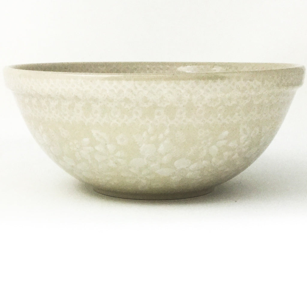 New Soup Bowl 20 oz in White on White